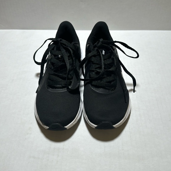 Nike Downshifter Size US 6 C19984-001 Black - Picture 2 of 8